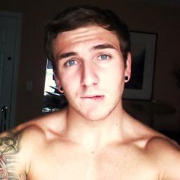 Ay! You are in Taylor's house now! Cute girls I love you please come in. #followback #teamfollowback #f4f