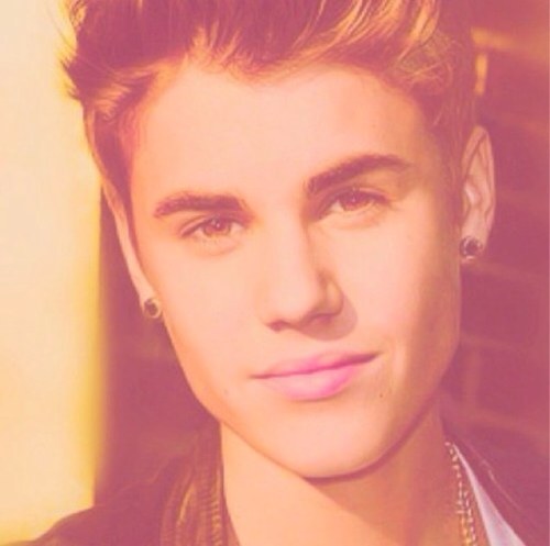 Me? Im Simply a dedicated Belieber