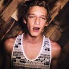 My name is Lara (19) and I´m a big Cody Simpson Fan. @Everyone please follow me*-*