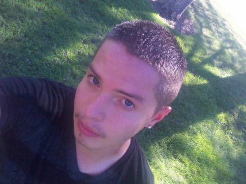 Just THE hottest boy in pueblo ;) living and loving life have a great worth ethic, very adventerous DRAMA FREE always looking at everything in a positive light!