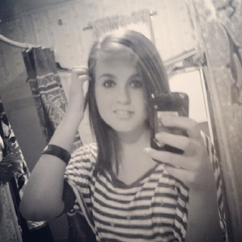 genesis_nicole1's profile picture. genesis nicole adkins, 14 years young. freshman at BCHS. single, but in love with Dez Duron! proud member of Eagles Rock Missionary Baptist Church. †