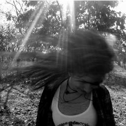 Soy una mujer fea, cometo muchos errores ortográficos.