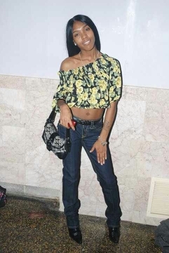 #TEAM PRETTY , TEAM DARK SKIN , TEAM EASTSIDE , TEAM BANDSS