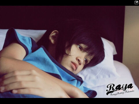 soraya ramadhanie's||I'm a pretty spoiled||Aquarius of 280198||family's is no.1||follback?just mention!