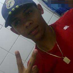 Ｄｅｕｓㅤａｃｉｍａㅤｄｅㅤｔｕｄｏㅤｅㅤｄｅㅤｔｏｄｏｓ ♥