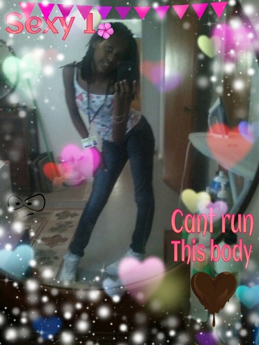 shawty bad,Team follwer bck,team winers,team lveing dat boy