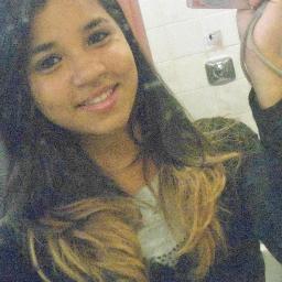 Tenho Ciumes de Tudo Que Pertence a Miim (y'. Sou uma menininhA cheiinha de SonhoS' me ajuda a realizar? :3 #Logico_Uma_Palmeirense♥ Prazer:#_Hilda_Cristtina'=)