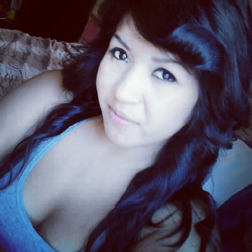 19 . Los Angeles. In love, with Jio &soon to be a mommy