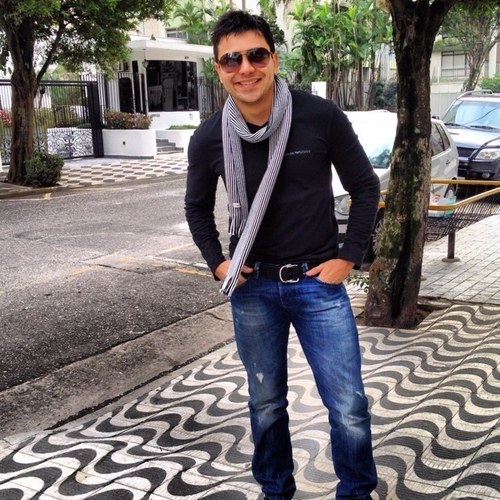 andremendesbr's profile picture. 