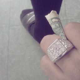 Follow my other page --- http://t.co/18inmFY5