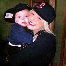 KellyLiz_S's profile picture. Proud Momma of a beautiful little boy, Certified Esthetician. Independent, Successful, Happy :)