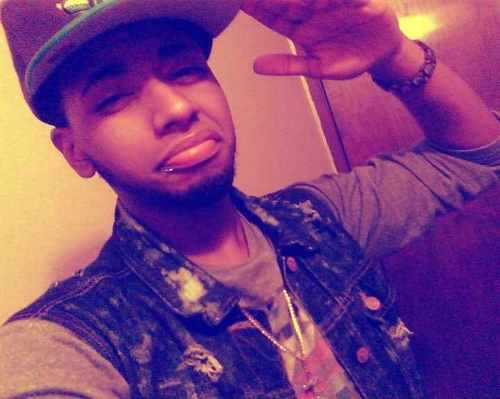 Follow Me |&| Mention For Follow Back .. Don ' t Be FxckinG Lame.. #TeamBi #Teamtatted