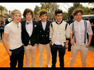 I Love One Direction!! Niall Horan, Louis Tomlinson, Liam Payne, Zayn Malik, Harry Styles .. :) xx 0/5
