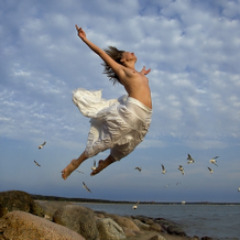 L’amore non e' fare cose straordinarie o eroiche,
ma fare cose ordinarie con tenerezza.
~ J. Vanier ~