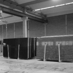 La Gi-Ma Stone Srl si avvale di un team collaudato, di una sede a Verona per il commercio delle lastre e di un deposito ad Avenza per la vendita di blocchi.