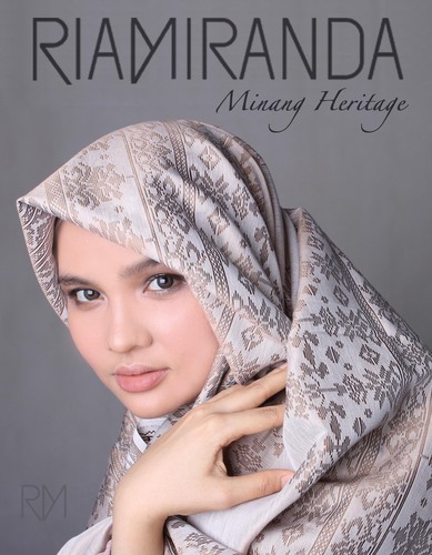 Official account house of Ria Miranda medan - Jl.KH Wahid Hasyim no.54 Medan baru - Medan 
061.4570699