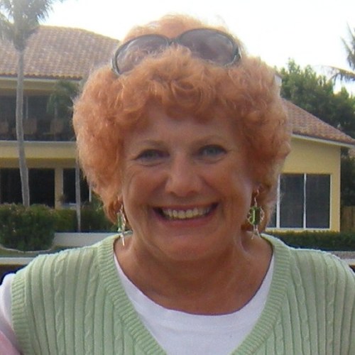 pattierpm's profile picture. Pattie at the Beach