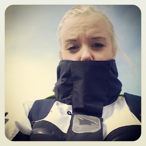 hey, I am a girl form Norway!! swimming is my lifstyle, no yolo on me... justin bieber ° one direction