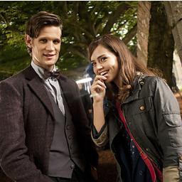 Oswin Oswald was a human serving as a Junior Entertainment Manager onboard the starliner Alaska when it crashed into the Dalek Asylum.