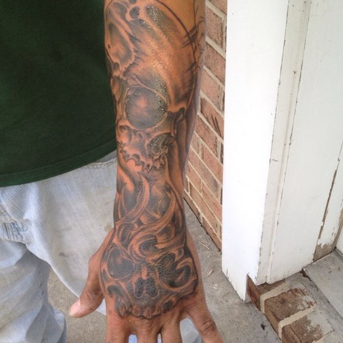 Sleevedup25's profile picture. 