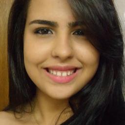 sou o que sou não o que fαlαm, vivo o presente, espero o futuro e sincerαmente dαne-se o pαssαdo (Y ;p
