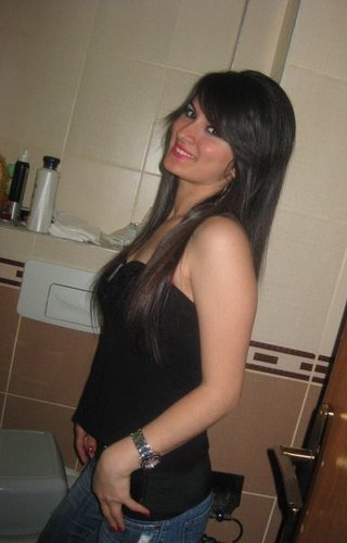 Gozde_Kilincc's profile picture. 