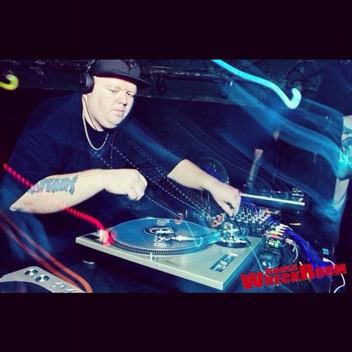 Drum and bass dj/producer from Toronto Ontario Canada co founder soundbully audio