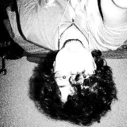 javv13r's profile picture. Licenciado, Experto y Master,  ¡VENEZOLANO! Cocinero y Baterista de @juntaparockear_ , Amante de los Conciertos y el Aguacate ♥ ¡El Tiempo del Rock es Perfecto!