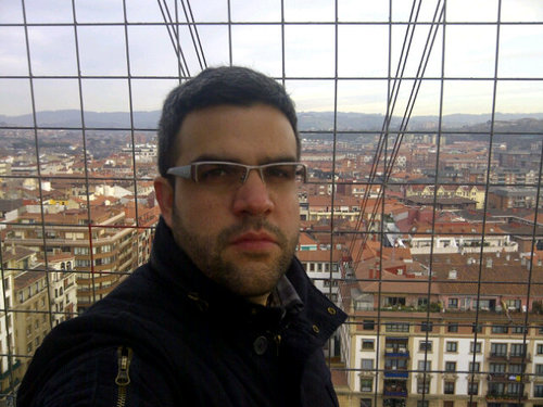 AguilarOnate's profile picture. Padre. Graduado en Ingeniería Química. Corredor aficionado. VEN - ESP