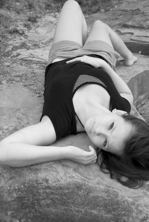 Marizzle99's profile picture. hi my names mary elizabeth edester im not famous but that would be pretty fucken awesome if i was