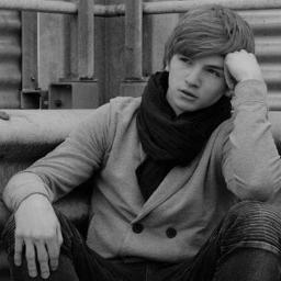 My FaCeBook *_* http://t.co/ThwasjasVe