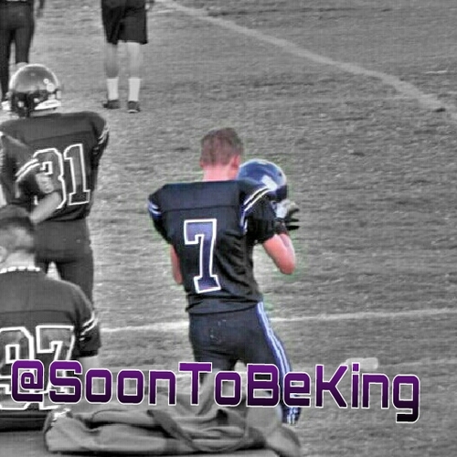 FridyNiteLights's profile picture. Follow me! #TeamGod! | #FootballNation! | #PlayingForHIM! | #TeamFeildSwag! :)