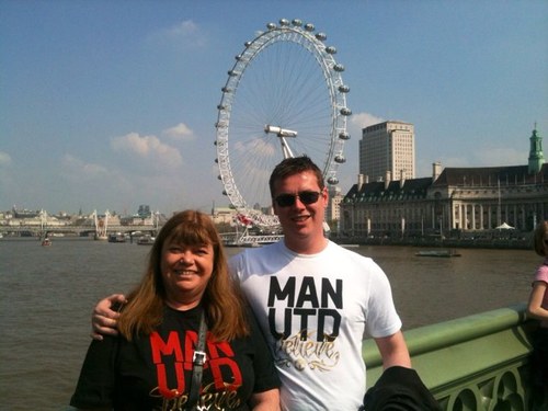 A wife and mother who loves life and MUFC