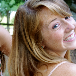 lesliebrynne's profile picture. 