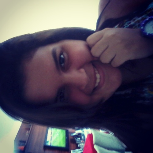 Ingrid Amaro, 17 anos, cantora e compositora.