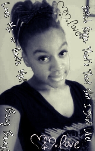Gangsta B! in Dis Bitch! Ahaa! #Team Light Skin #Team Twerk #Team Beat_That Bitch Ahhsss!