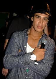Esse Fc é dedicado a Micael Borges da novela rebelde.
Ele é a pessoa mais fofa que eu já vi em toda minha vida...