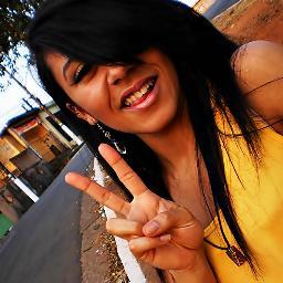 Iris Mello
21 anos
Libriana, Paulista. cursando Estética 
E feliz, é isso que importa.