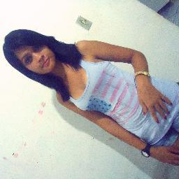 emilycarolinna's profile picture. 