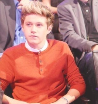 15,Model..MUSIC IS MY LIFE.. I Love 1D follow me if you love em' too.. I followback.. 06/06/12 Best day ever!
