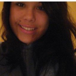 carinhosa ,  boba , chata , ciumenta , irritante , grêmista , canceriana .  http://ask.fm/TaianneOrdaz