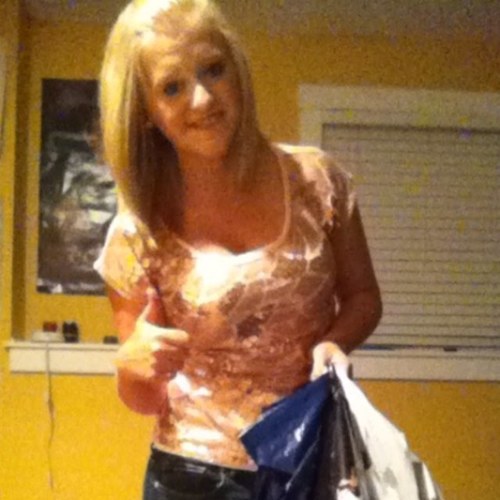 Oliviaa96's profile picture. bieber fever(: i got it bad. follow me(: #whitegirlswagg