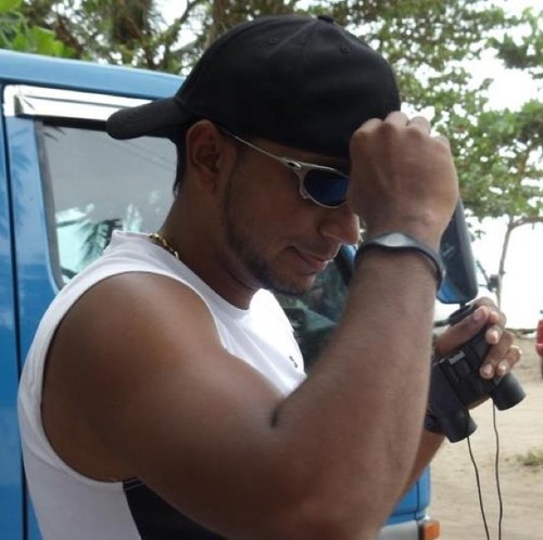 ravstaar's profile picture. 