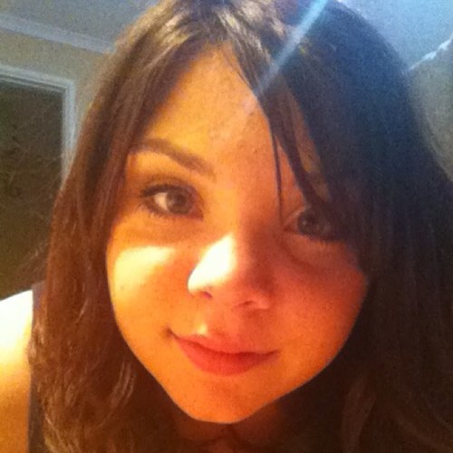 |Directioner| Hello, My name is Cacey, i'm 13 and i'm an Aussie 1D fanny c; just ask and i'll Follow back xx