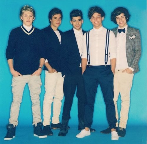 DirectionerA_P's profile picture. Oh Pif je dirais Paf Notre phrase vue que  Pif @Anais_HLRC Paf @Pauline_CLRT bref on follow back sur DM