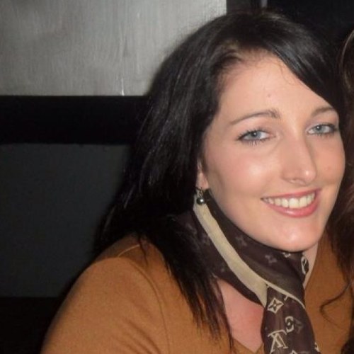 lucym1989's profile picture. australian. student nurse. happy.