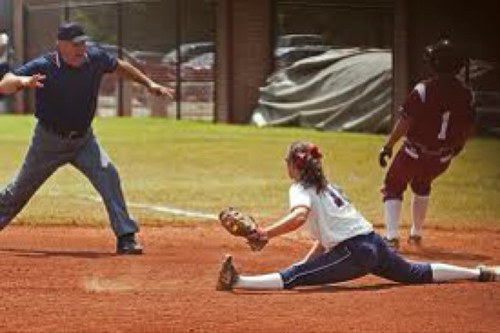 Never let yesterday's disappointments overshadow tomorrow’s dreams⚾Turn that button blue you won't regret it! ❤️ Twubby is @CatcherProbz13⚾️❤️