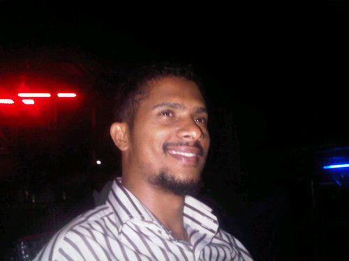 I have a wife @sallynatasha6!!!iam a manU die hard!!