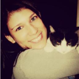 kalinyferraz's profile picture. cristã,atriz,dançarina,estudante,apaixonada por história,filosofia,sociologia,debates sociais,café e livros.Um dia vou mudar o mundo.