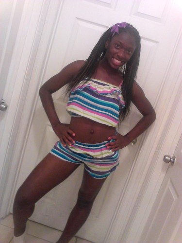. no need for a BIO , just FOLLOW me and MENTION for a follow back !